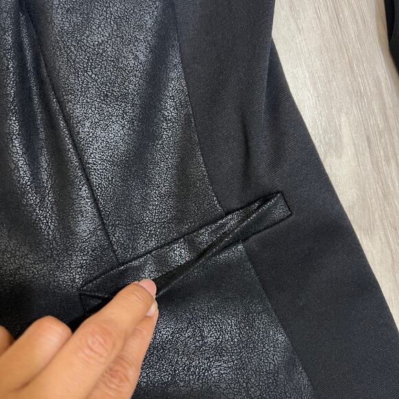 Roz & Ali Women's Black Tailored Blazer Size L Professional Style - Picture 8 of 11